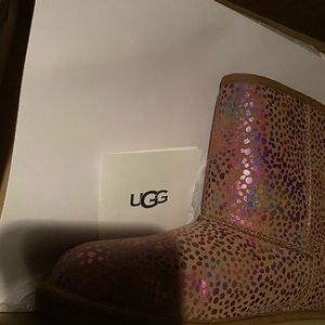 UGG size 6 boots for a Big Kid